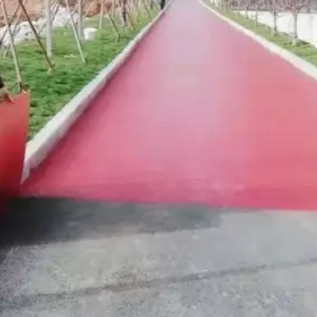 六安​ 彩色路面喷涂翻新是一种低成本